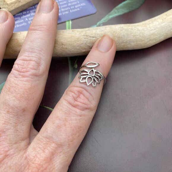 Lotus Flower Sterling Silver Wrap Around Ring - Picture 4 of 6